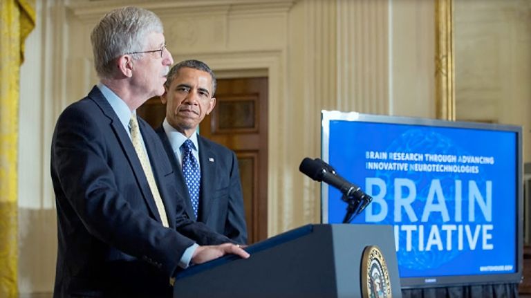 Dr. Francis Collins, Direktor des NIH, und Präsident Barack Obama stellen die Brain Initiative vor. 